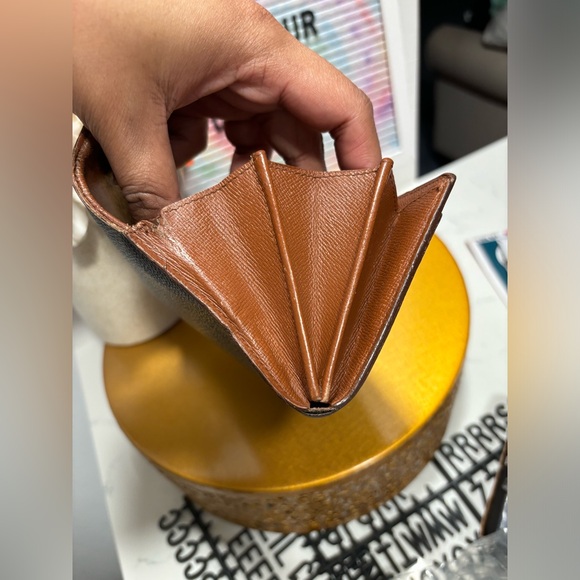 LV Monogram Sarah Wallet💕 - Picture 11 of 12